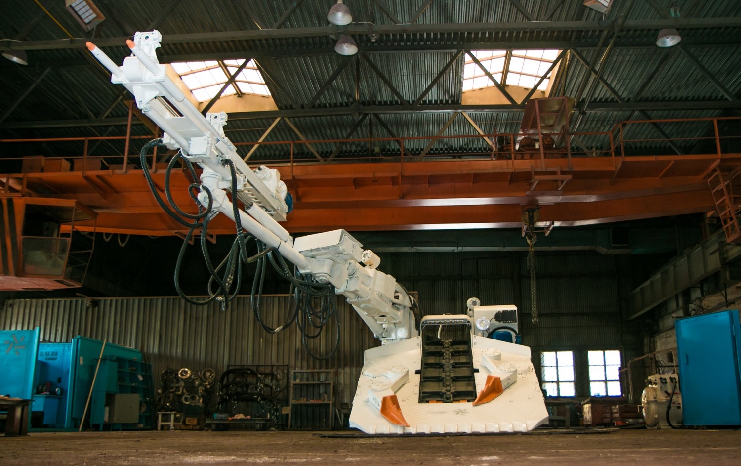 Буропогрузочную машину двойного действия изготовили на «Корум Свет шахтера»
