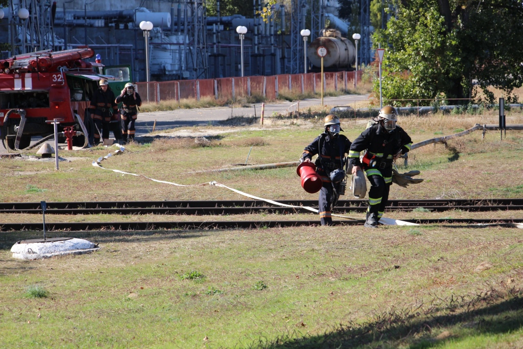 Еще безопаснее: энергетики ДТЭК Запорожской ТЭС тренировались со спасателями