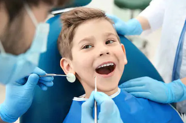 Ребенок у стоматолога: Как победить детские страхи?