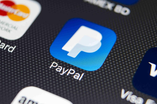 Минцифры возобновило переговоры с PayPal