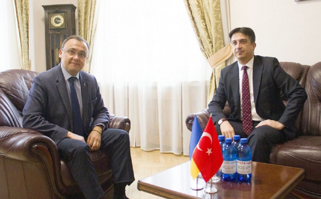 Украина и Турция начинают договариваться о возобновлении авиасообщения