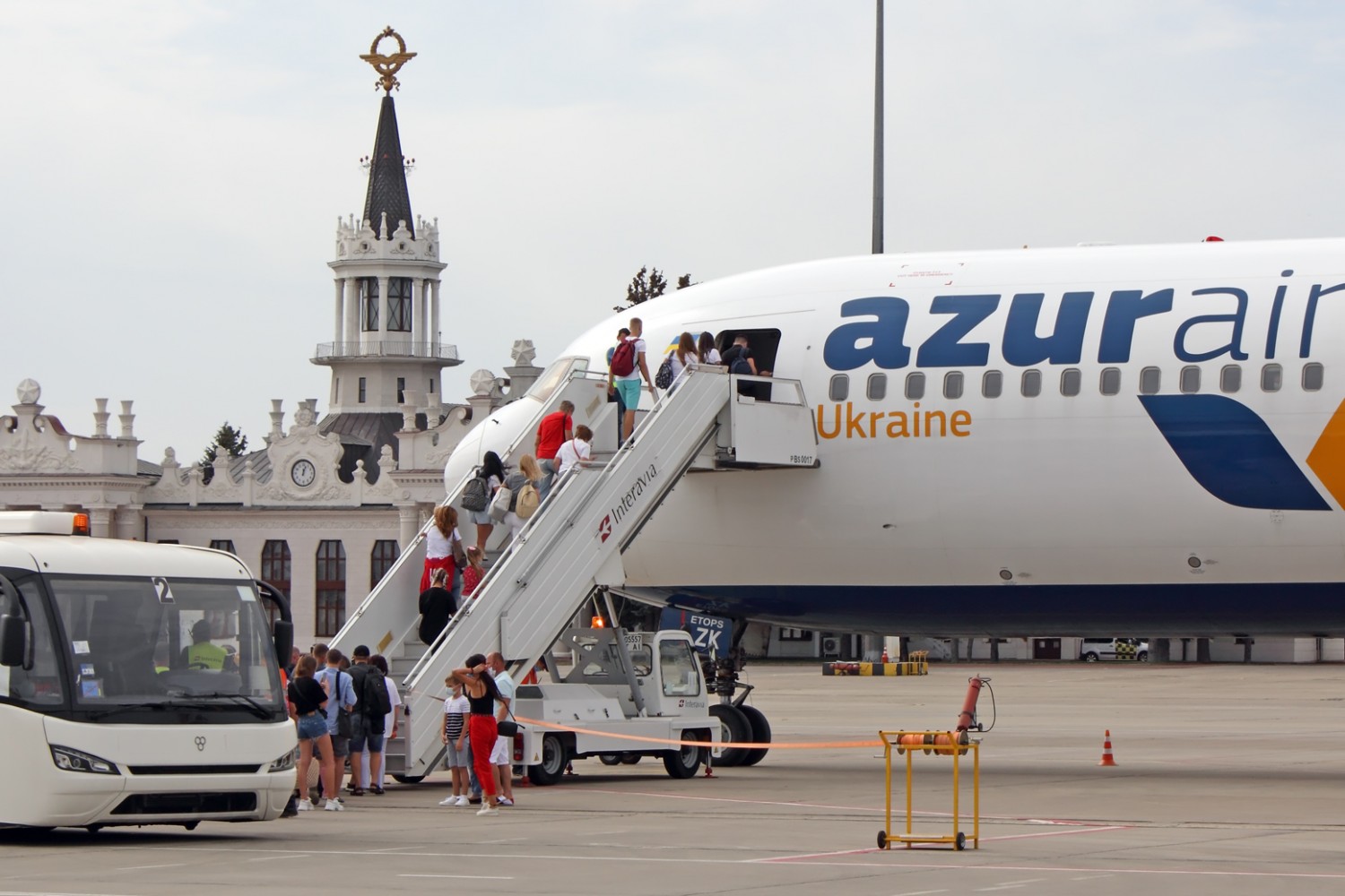 Аеропорт «Харків» відновлює активність минулого року