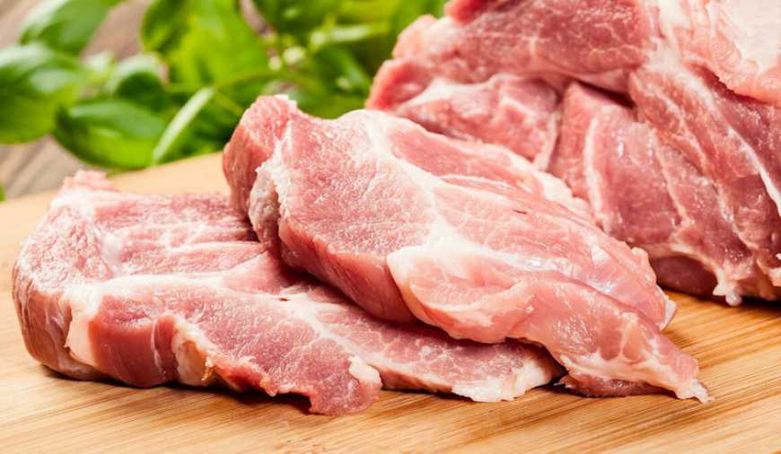 Україна у листопаді на третину скоротила імпорт свинини