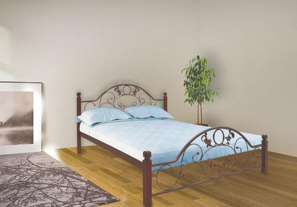 Металлические кровати: современные модели в ассортименте, обзор их особенностей специалистом из «Маркет Мебели»