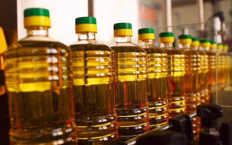 Україна очолила світовий рейтинг з експорту соняшникової олії