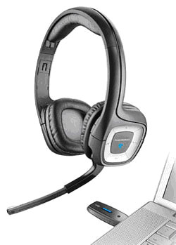 Кампания А-КОМ начала поставки проводной мультимедийной гарнитуры Plantronics Audio 995