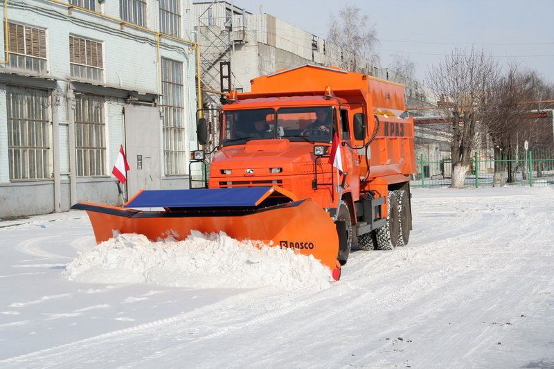 «АвтоКрАЗ» изготовил первые комбинированные дорожные машины с оборудованием «Rasco» (ФОТО)