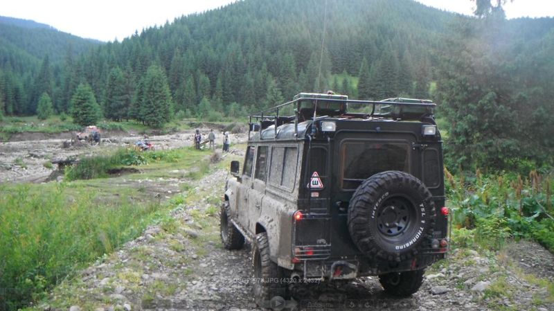 Дмитрий Ковалев, президент клуба внедорожных приключений «Off-Road Adventure Club», тестировал фотокамеру Fujifilm FinePix XP30