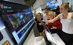 LG Electronics представила флагманскую модель LED LCD-телевизора LW980S