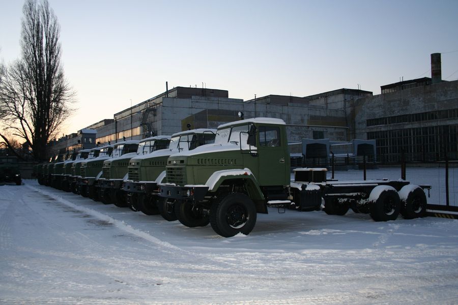 Инспекция египетскими офицерами автомобилей КрАЗ прошла успешно