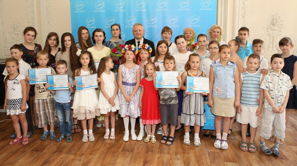 Фонд Игоря Янковского наградил победителей конкурса "Моя мирная Украина"