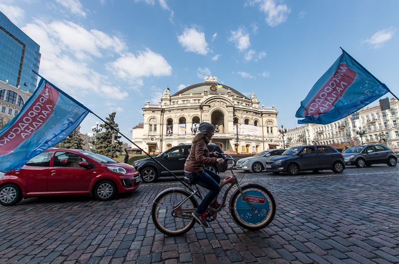 В Киеве состоялся флешмоб На велосипеде на работу