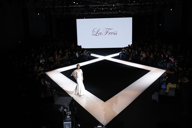 Бренд LaFress представил коллекцию в рамках Harbin Fashion Week 2017