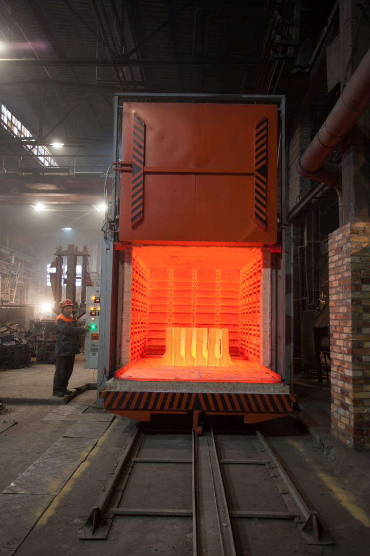 Новая термическая электропечь за 2 млн грн запущена в работу на «Корум Свет шахтера»