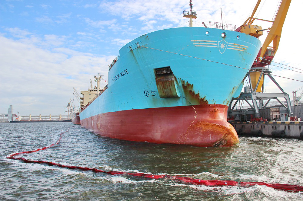 Николаевский порт впервые отправил на экспорт танкер с растительным маслом