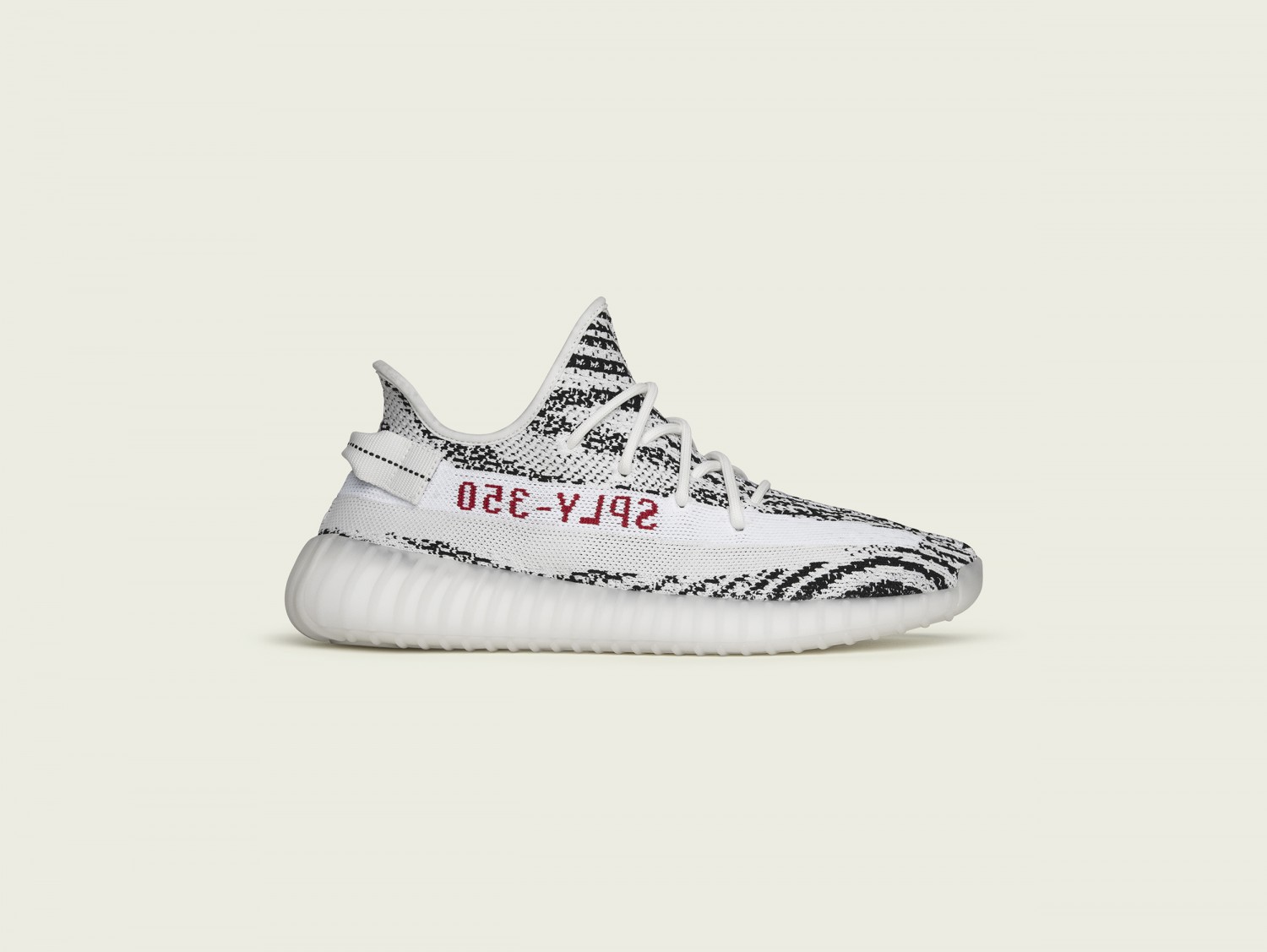 adidas + KANYE WEST представляют модель YEEZY BOOST 350 V2 в расцветке WHITE / CORE BLACK / RED