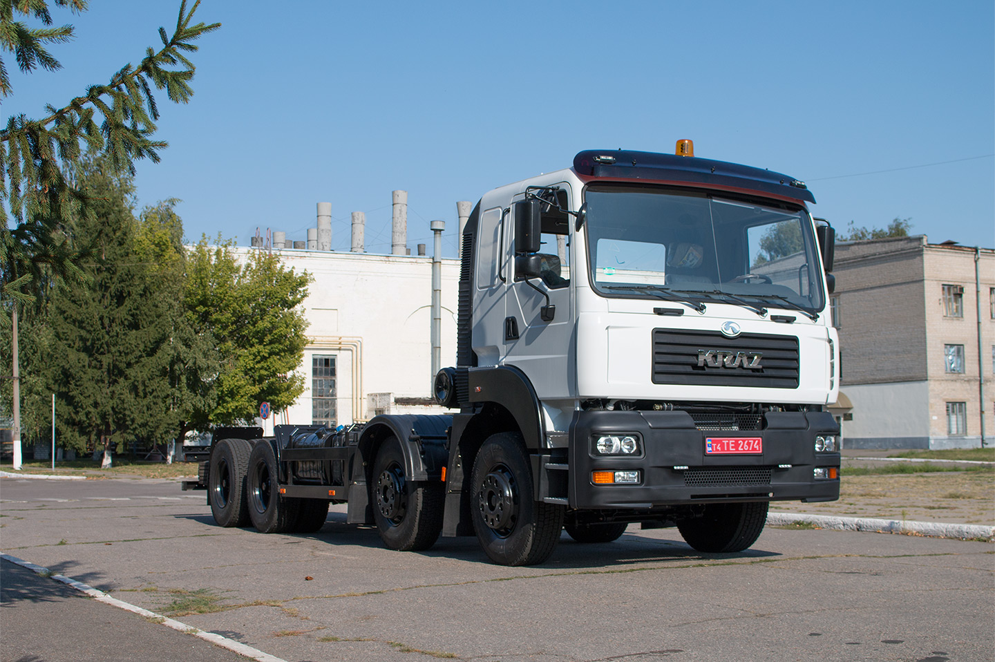 Шасі КрАЗ-7133Н4 – для установки пилоподавлювача PW-200