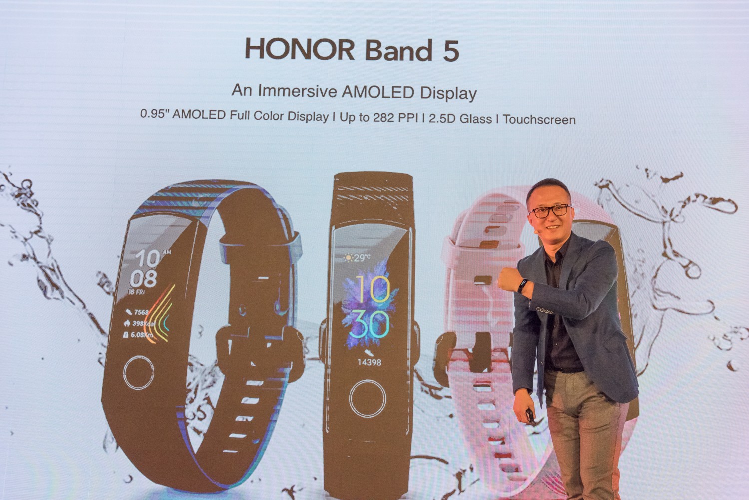 HONOR ПРЕДСТАВИВ РОЗУМНИЙ БРАСЛЕТ HONOR BAND 5 НА ВИСТАВЦІ IFA У БЕРЛІНІ